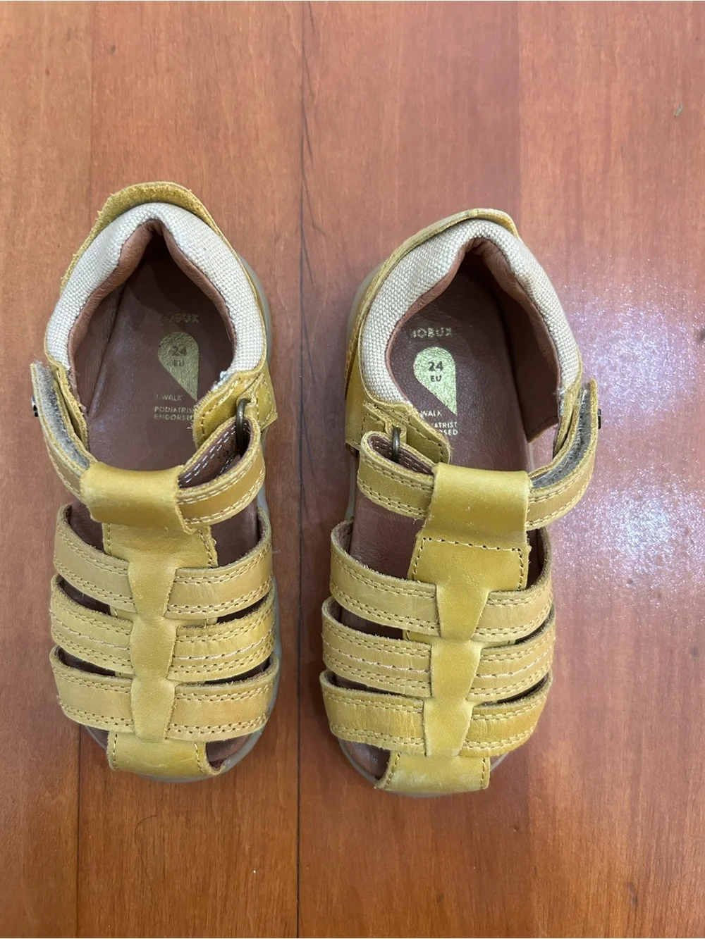 NWOB Bobux I-Walk Roam Leather Sandals Yellow Unisex Kids Shoe size EU 24 US 8